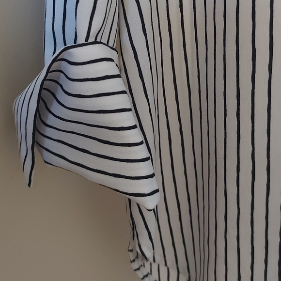 Dynamite long sleeve vertical stripe top - Picture 9 of 13